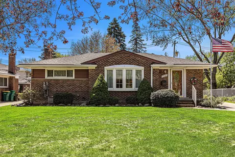 33265 Cloverdale Ave, Farmington, MI 48336