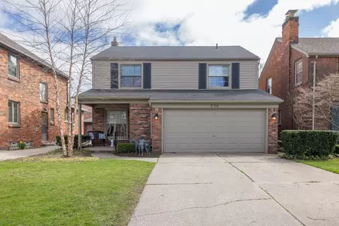 236 Fisher Rd, Grosse Pointe, MI 48230