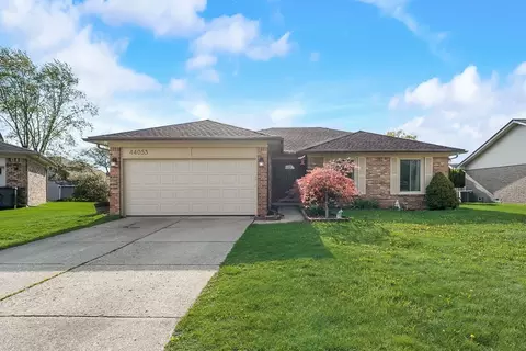 44053 Terricar Ln, Clinton Township, MI 48038