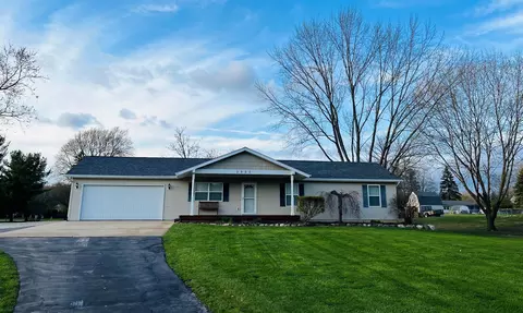 3990 Willoughby Rd, Delhi, MI 48842