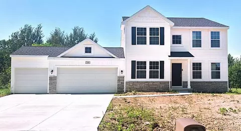 7345 Geraldine Cir, Swartz Creek, MI 48473