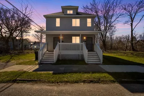 9340 Moffat St, Detroit, MI 48213