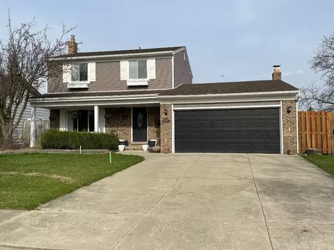49200 Kimberly Ann Ln, Chesterfield, MI 48051