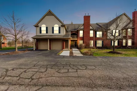 28243 Carlton Way Dr #37, Novi, MI 48377