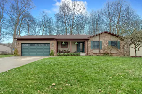 40184 Ladene Ln, Novi, MI 48375