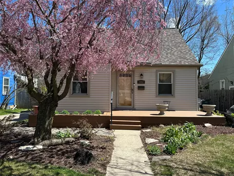 2452 Mortenson Blvd, Berkley, MI 48072