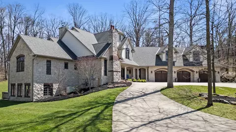 3027 S Hill Rd, Milford, MI 48381