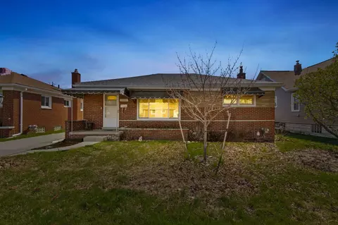28016 Alger Blvd, Madison Heights, MI 48071