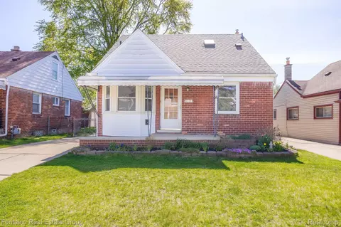 19044 Hanna St, Melvindale, MI 48122