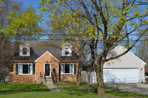 411 N Mckinley Rd, Flushing, MI 48433