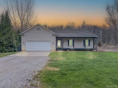 6310 Maple Ave, Flint, MI 48473
