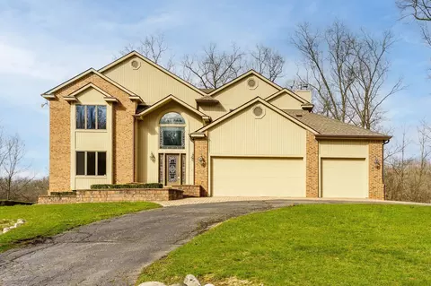 545 Judi Ann Ln, Groveland, MI 48442
