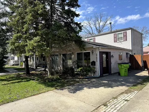 27425 Townley St, Madison Heights, MI 48071