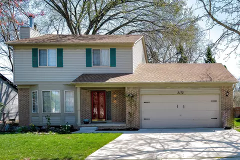 2172 Hartshorn Ave, Troy, MI 48083