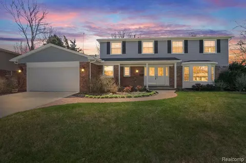 3865 Estates, Troy, MI 48084