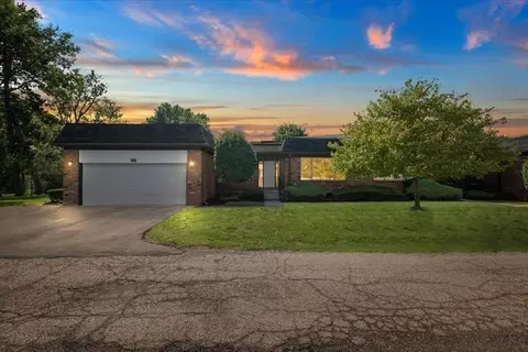 24215 Wildbrook #102, Southfield, MI 48034