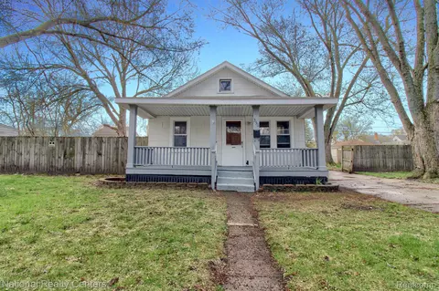 356 Elza Ave, Hazel Park, MI 48030