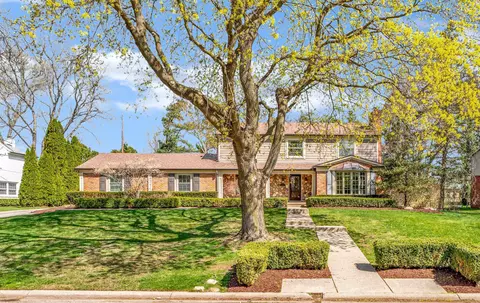 1360 Indian Mound E, Bloomfield Township, MI 48301
