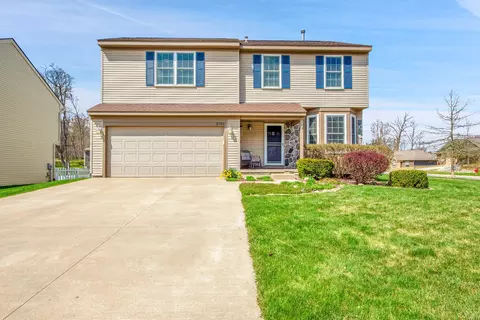 2745 Moosewood Dr, Waterford, MI 48329