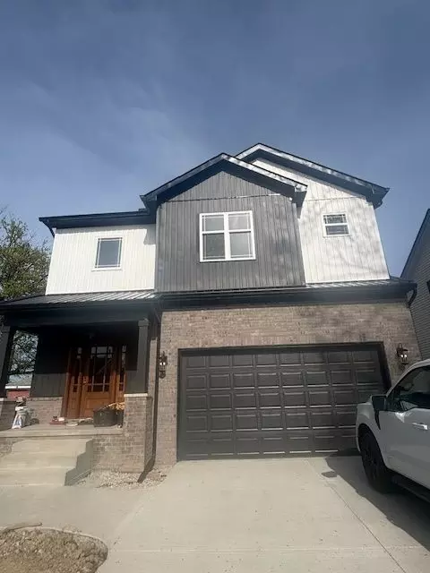 1277 6th St, Wyandotte, MI 48192