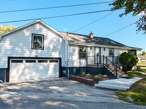 3570 Miller Rd, Bangor, MI 48706