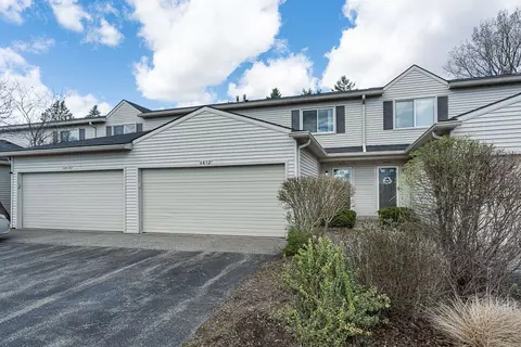 6472 Lochaven Ln, Waterford, MI 48327