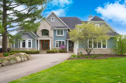 1373 Signal Ln, Orion, MI 48360