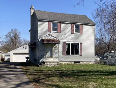 2914 Mott Ave, Waterford, MI 48328
