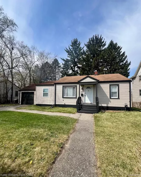381 Osmun St, Pontiac, MI 48342