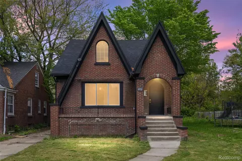 12061 Nashville St, Detroit, MI 48205