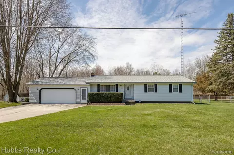 6357 Turner Rd, Flushing, MI 48433