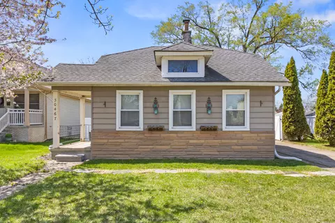 30467 Alger Blvd, Madison Heights, MI 48071