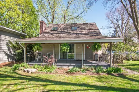 4110 Quillen Ave, Waterford, MI 48329