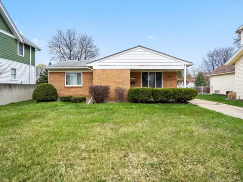 101 Fisher, Clawson, MI 48017