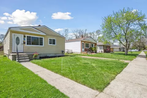 19329 Antago St, Livonia, MI 48152