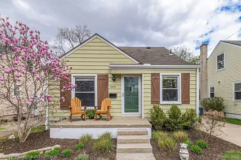 1902 Fern St, Royal Oak, MI 48073