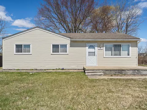 31578 Devos, New Haven, MI 48048