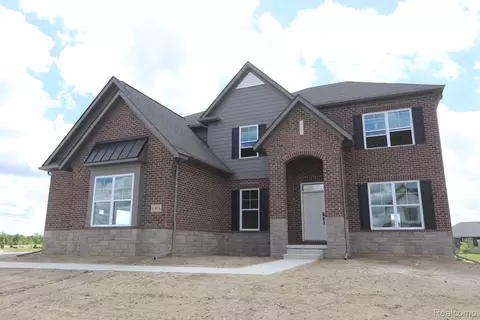 11976 Moore Ln, Washington, MI 48094
