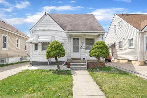 5461 Jonathon St, Dearborn, MI 48126