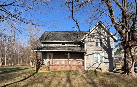 13947 Byron Rd, Burns, MI 48418