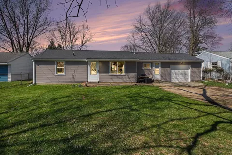 7125 Alger Dr, Davison, MI 48423