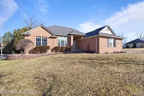 4248 Scott B Dr, St. Clair, MI 48079