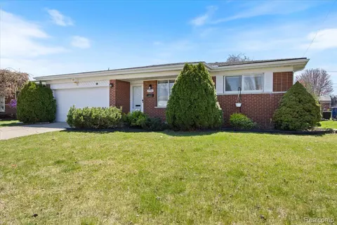 14506 Brohl Dr, Warren, MI 48088