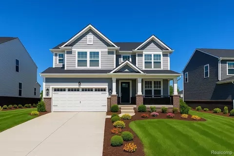 4880 Marquette Dr, Milford, MI 48381