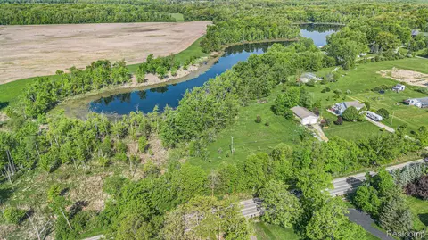 D N Holly Rd, Holly, MI 48442