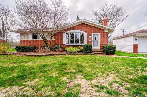 29737 Shacket St, Westland, MI 48185