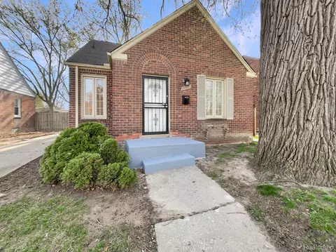 14908 Auburn St, Detroit, MI 48223