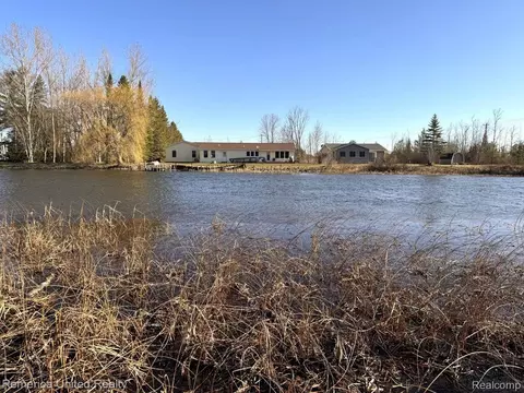 4052 S River Rd, Grant, MI 49721