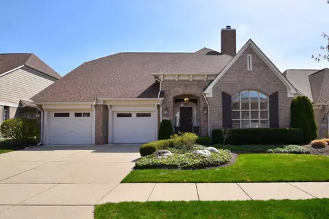 4048 Chatfield Ln, Troy, MI 48098
