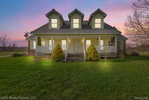 5580 Hegel Rd, Goodrich, MI 48438